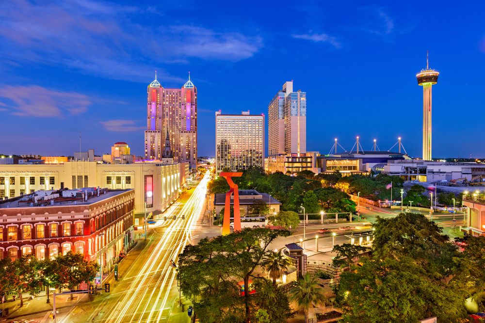San Antonio downtown skyline at dusk